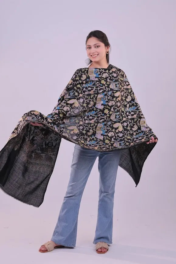 Midnight Noir Royal Fine Wool Stole