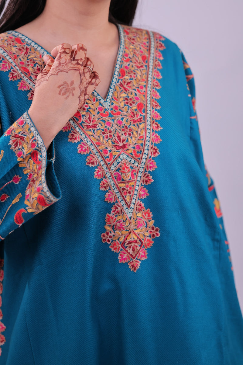 LIYAAQAT Azure Bloom Embroidered Pheran – styled front view