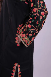 Noir Bloom Embroidered Kashmiri Pheran