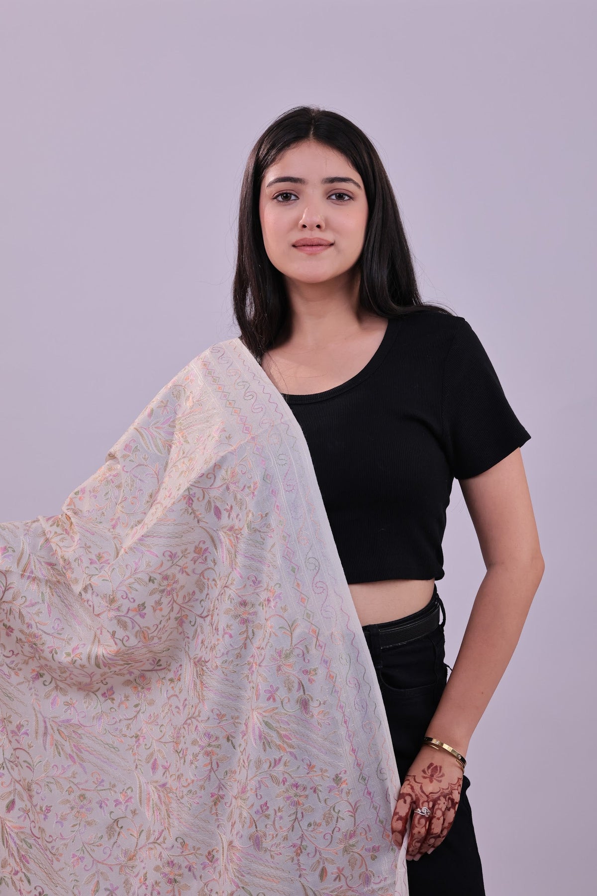 LIYAAQAT Ivory Mist Fine Wool Stole – alternate angle
